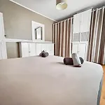 Tatil Evi Maison Avec Terrasse, Jardin Proche De Lille *