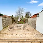 Maison Avec Terrasse, Jardin Proche De Lille *