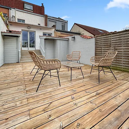 Semesterbostad Maison Avec Terrasse, Jardin Proche De Lille *