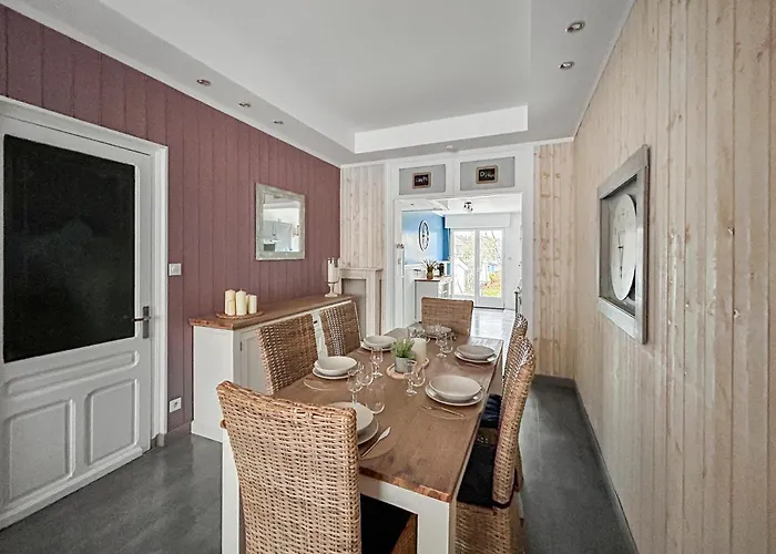 Maison Avec Terrasse, Jardin Proche De Lille * Лезен