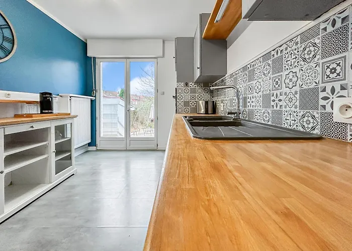 Дом отдыха Maison Avec Terrasse, Jardin Proche De Lille *