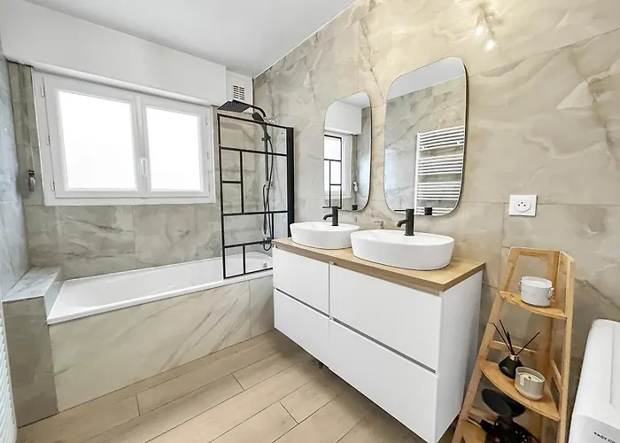 Дом отдыха Maison Avec Terrasse, Jardin Proche De Lille Лезен