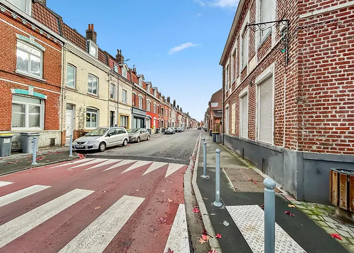 Дом отдыха Maison Avec Terrasse, Jardin Proche De Lille